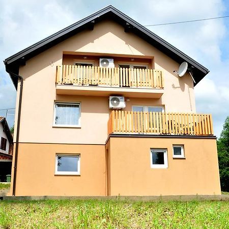 Apartments Zugec Seliste Dreznicko Exteriör bild